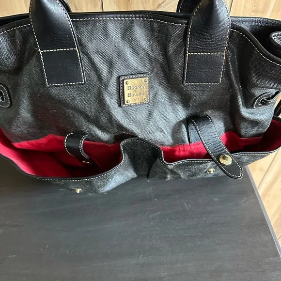 Vintage Dooney & Bourke Red Interior Large Purse/Tote with flaws - Picture 5 of 15